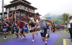 2024第四届桐庐·生仙里铁人三项赛开赛